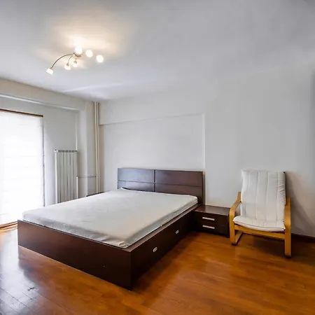 Lovely 2 Bedroom With Indoor Fireplace * Bucharest